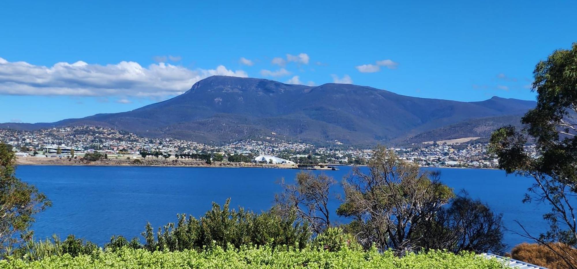 Waterfront Abode - 2 Bedrooms Hobart Exteriör bild